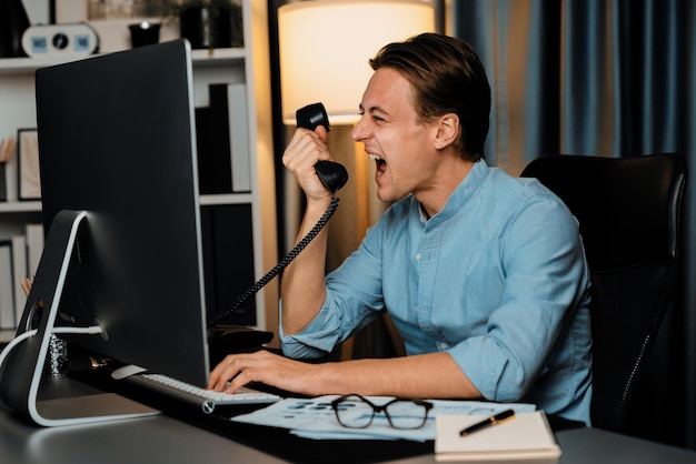 Certificate achievement display from completed singing instruction program